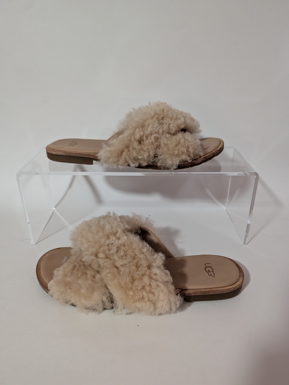 Ugg Joni slides sandals fuzzy furry shoes, 6.5